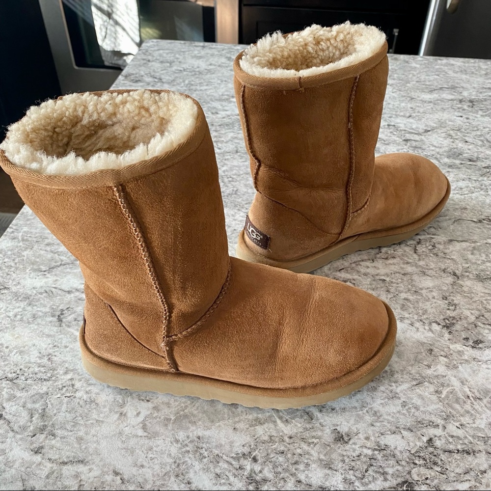 Ugg Boots Tan Uggs Short Classic Size 7